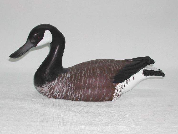 Painted Canada Goose 15"
